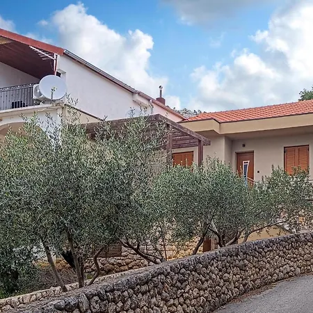 2 Bedroom Beautiful In Modric *
