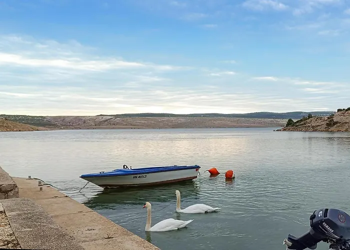 Feriehus Amazing In Modric With Wifi *