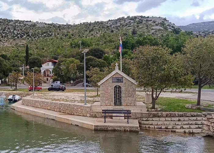 Amazing In Modric With Wifi Feriehus *